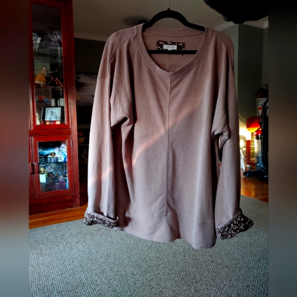 Womanzs top